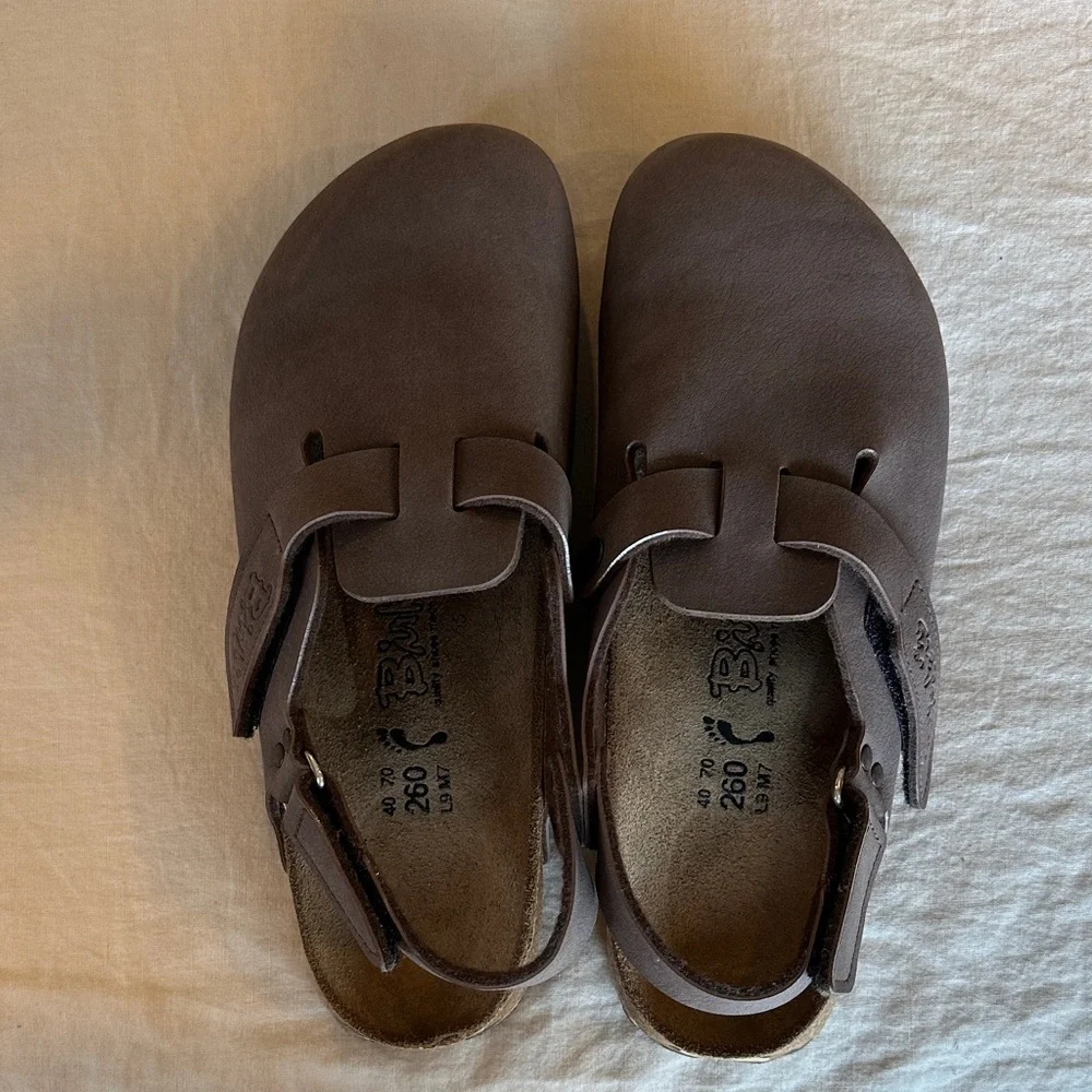 Women's Brown Slip-On Slippers - Picture 5 of 8